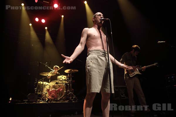 THE FAT WHITE FAMILY - 2019-05-30 - NIMES - Paloma - Grande Salle - 